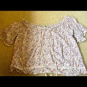 American Eagle off the shoulder flowy top